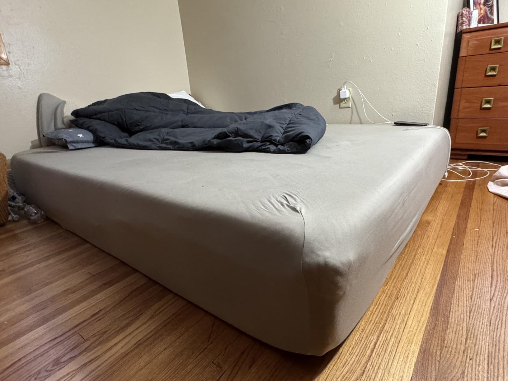 FATHOM Firm Queen Mattress 10 Inch Memory Foam Mattress Queen Size Bed in a Box for Back Pain Relief and Cool Sleep with Gel Foam and Removeable Fiberglass Free Cover, CertiPUR-US Certified customer photo 1