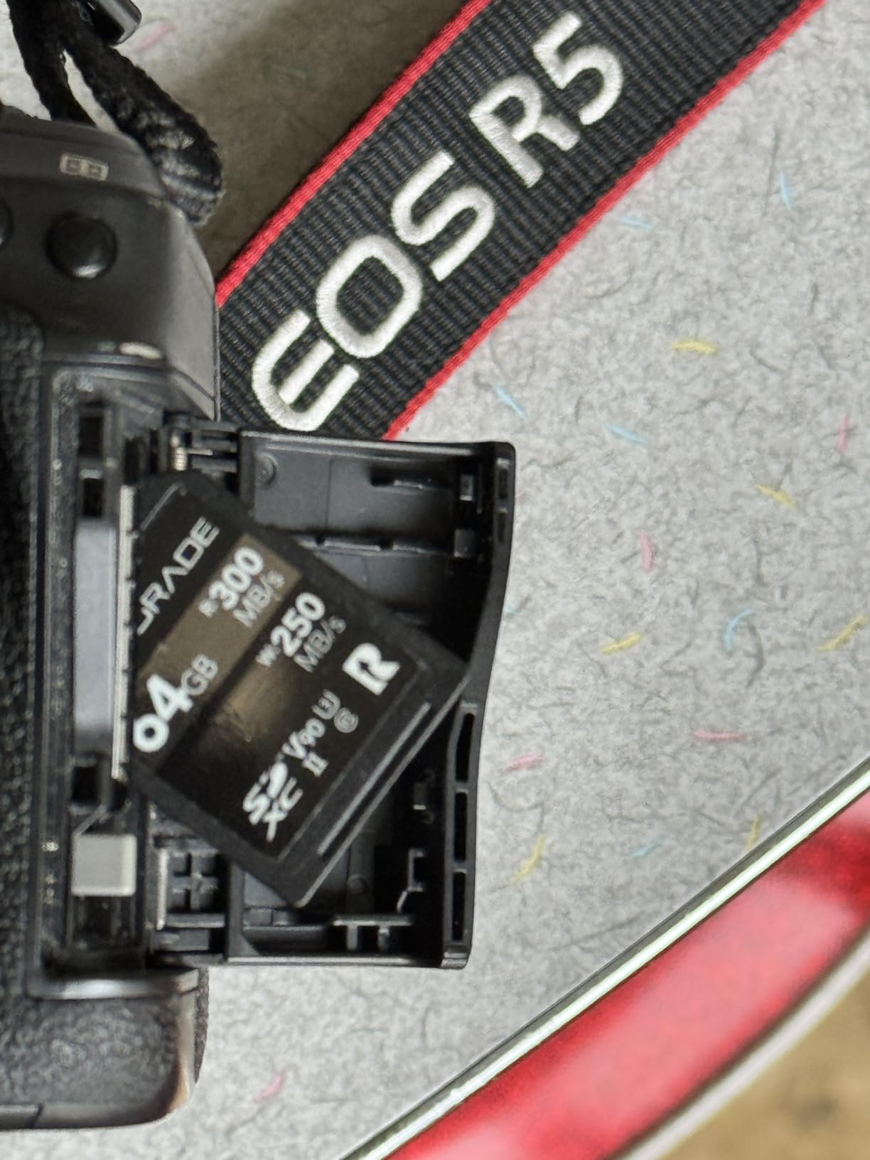 ProGrade Digital SDXC UHS-II V90 Iridium Memory Card (128GB) customer photo 2