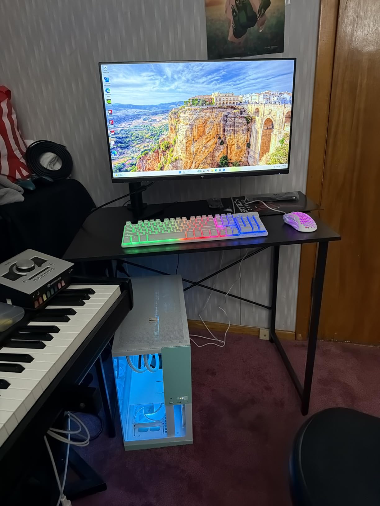KTC 27 Inch Gaming Monitor 220Hz, 2K QHD Monitor 1ms w/Speakers H27T22C-3 customer photo 1