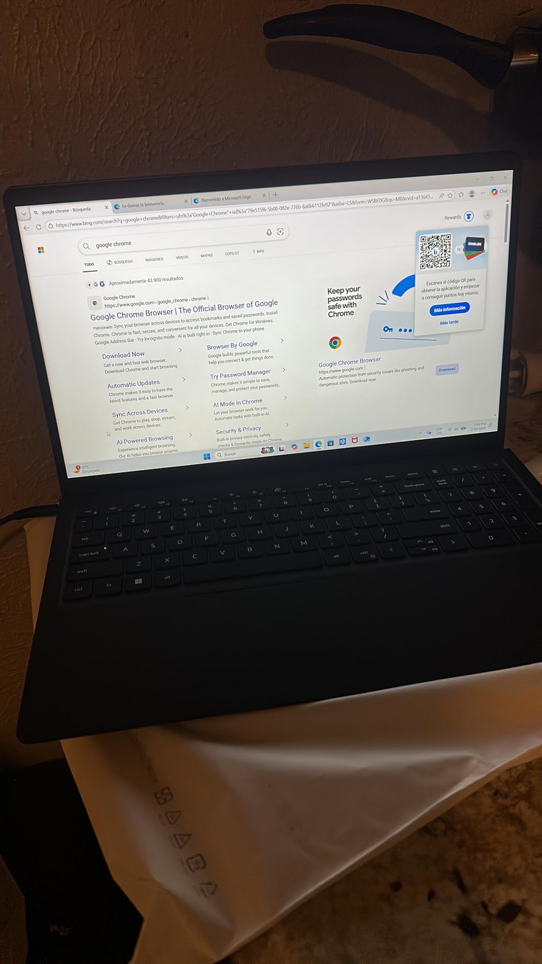 Dell 15.6 Laptop, AMD Ryzen 5 7520U with Radeon 610M, Windows 11 Home customer photo 1