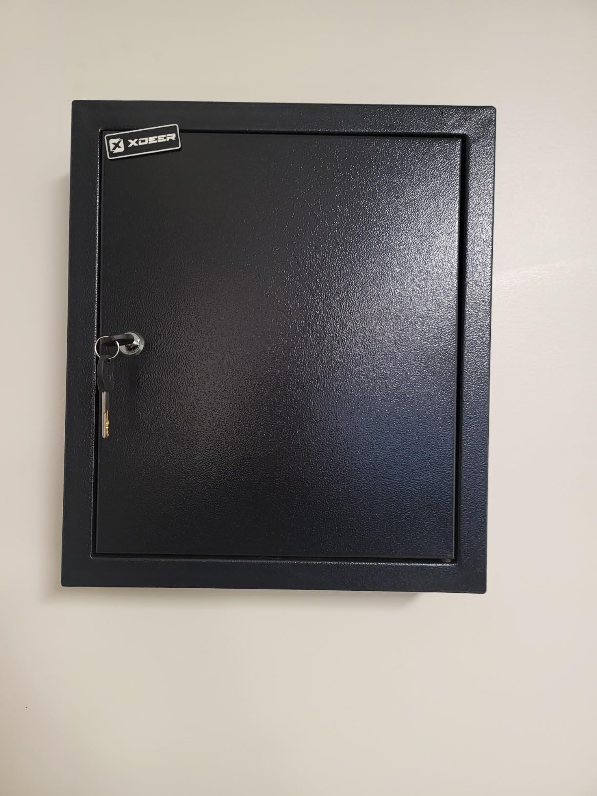 XDeer Quick Access Biometric Wall Safe, Hidden In-Wall Security Safe customer photo 1