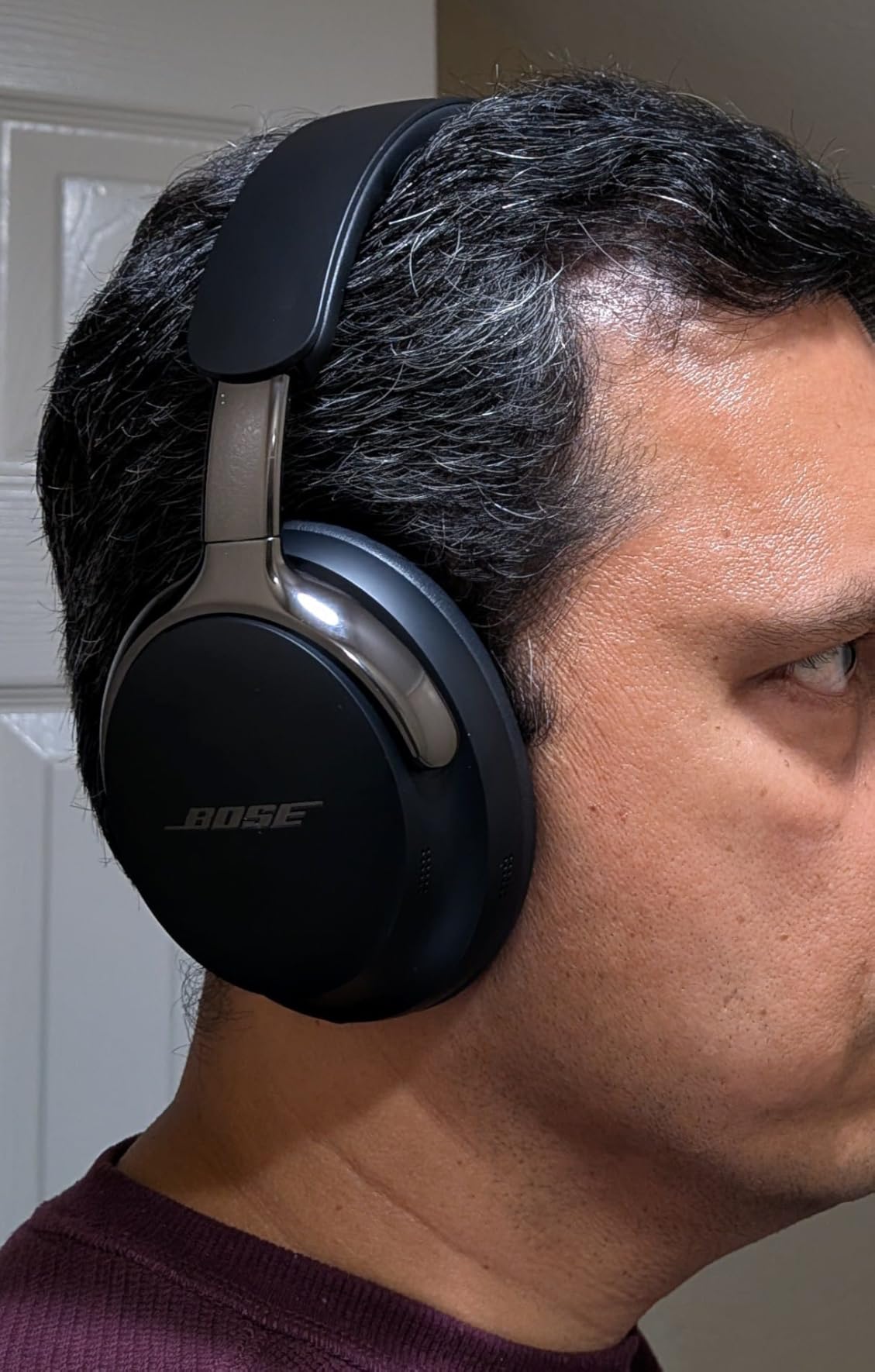 Bose QuietComfort Ultra Bluetooth Headphones (2nd Gen), Wireless Headphones with Spatial Audio, Over Ear Noise Cancelling with Mic, Up to 30 Hours of Play time, White Smoke customer photo 1