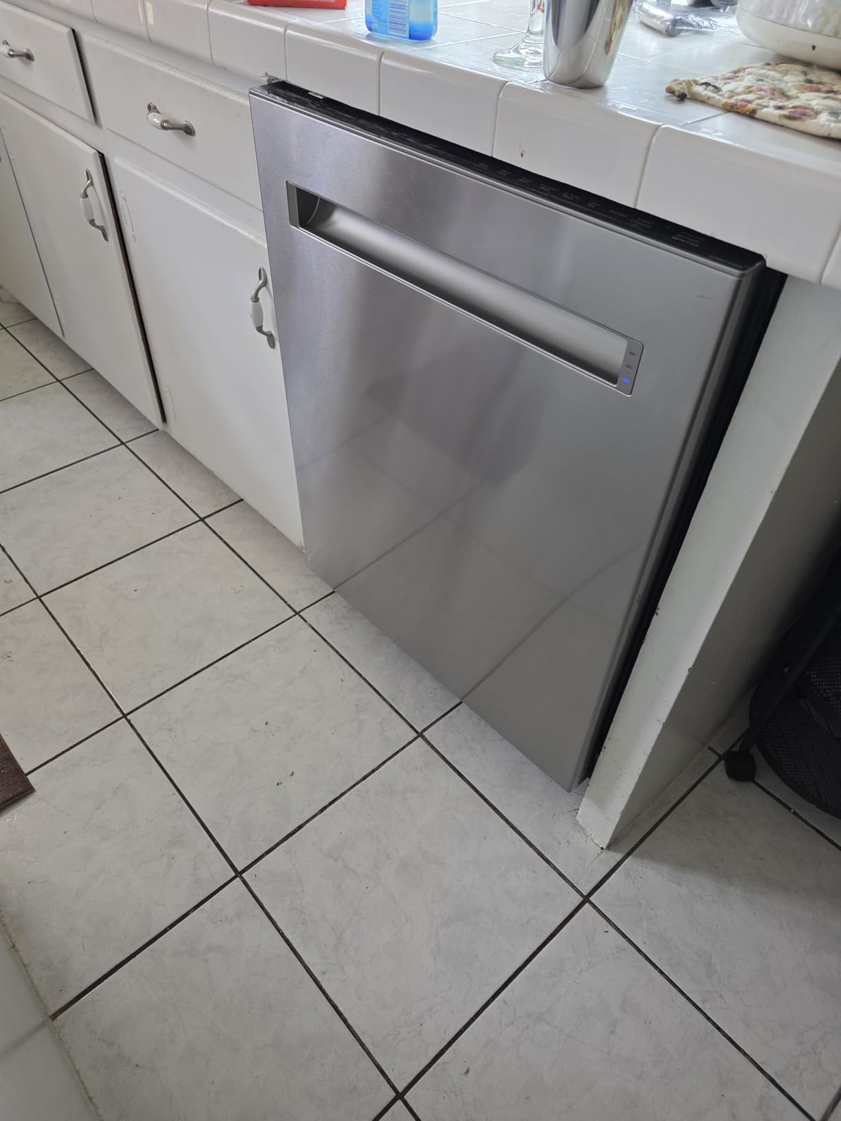 Sharp SDW6726MS 24-inch Stainless Steel Dishwasher, 47 dB Library Quiet, Third Rack, Power Wash Sprayer, 12 Place Settings, customer photo 1