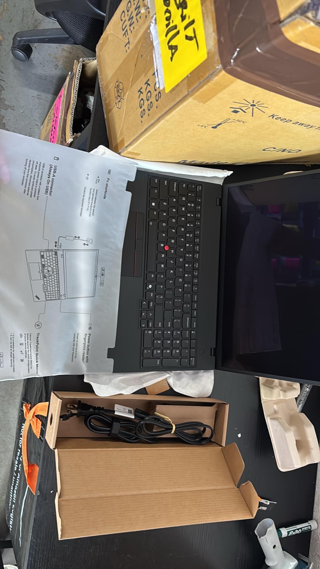 Lenovo ThinkPad P16s Gen 4 with OLED 4K Dolby Vision 100%DCI-P3 Touchscreen customer photo 1