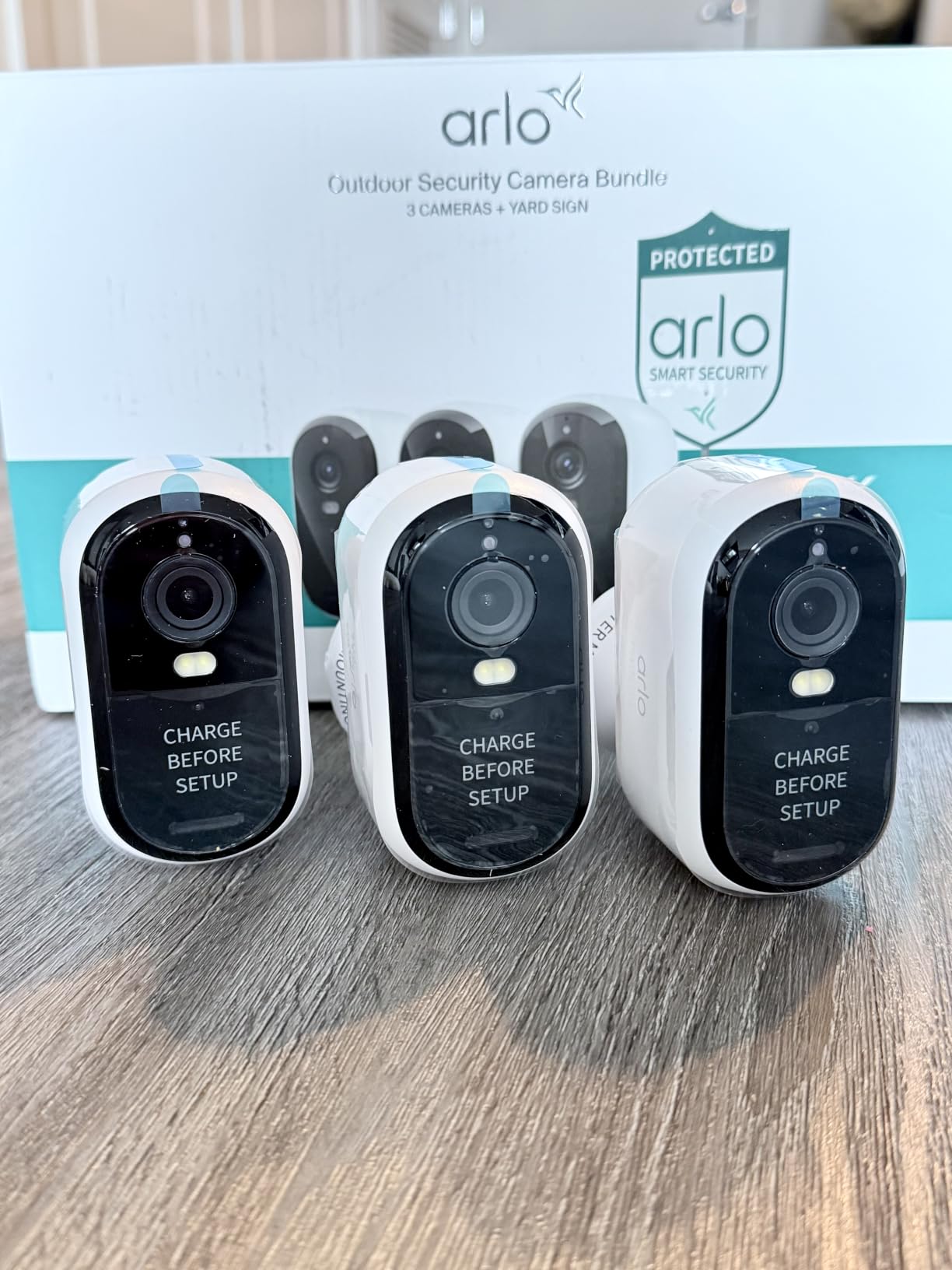 Arlo Essential Wireless Security Camera 2K (3rd Gen) - 1-Cam customer photo 2