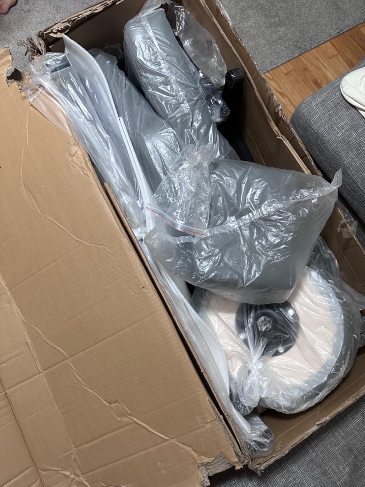 Pedicure Chair for Nail Tech,No Plumbing Pedicure Station with Heavy Duty Hydraulic,Reclining Pedicure Chair with Adjustable Height and 360 Degree Swivel,Spa Chair with Massage Foot Bath (430whitekou) customer photo 1