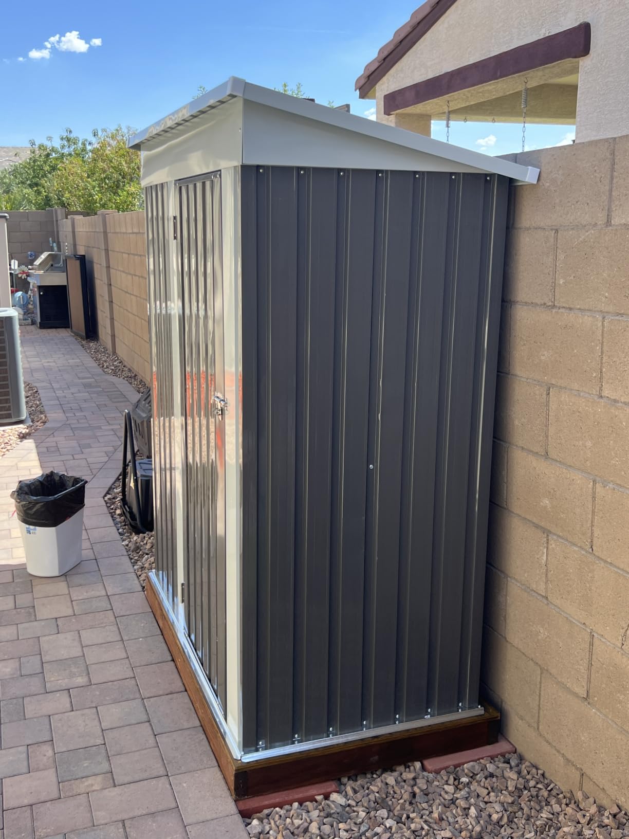 Devoko 8x6 FT Outdoor Storage Shed, Brown customer photo 1