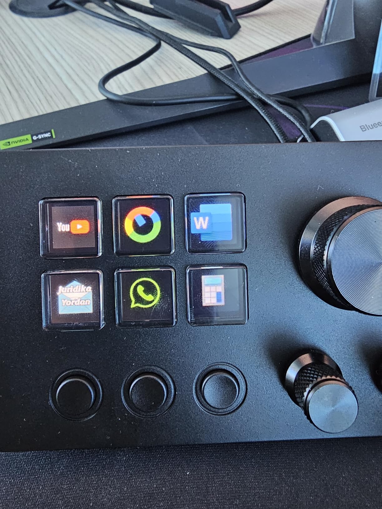ActionRing Stream Controller Deck,Macro Keypad,Gaming Shortcut Keyboard customer photo 2