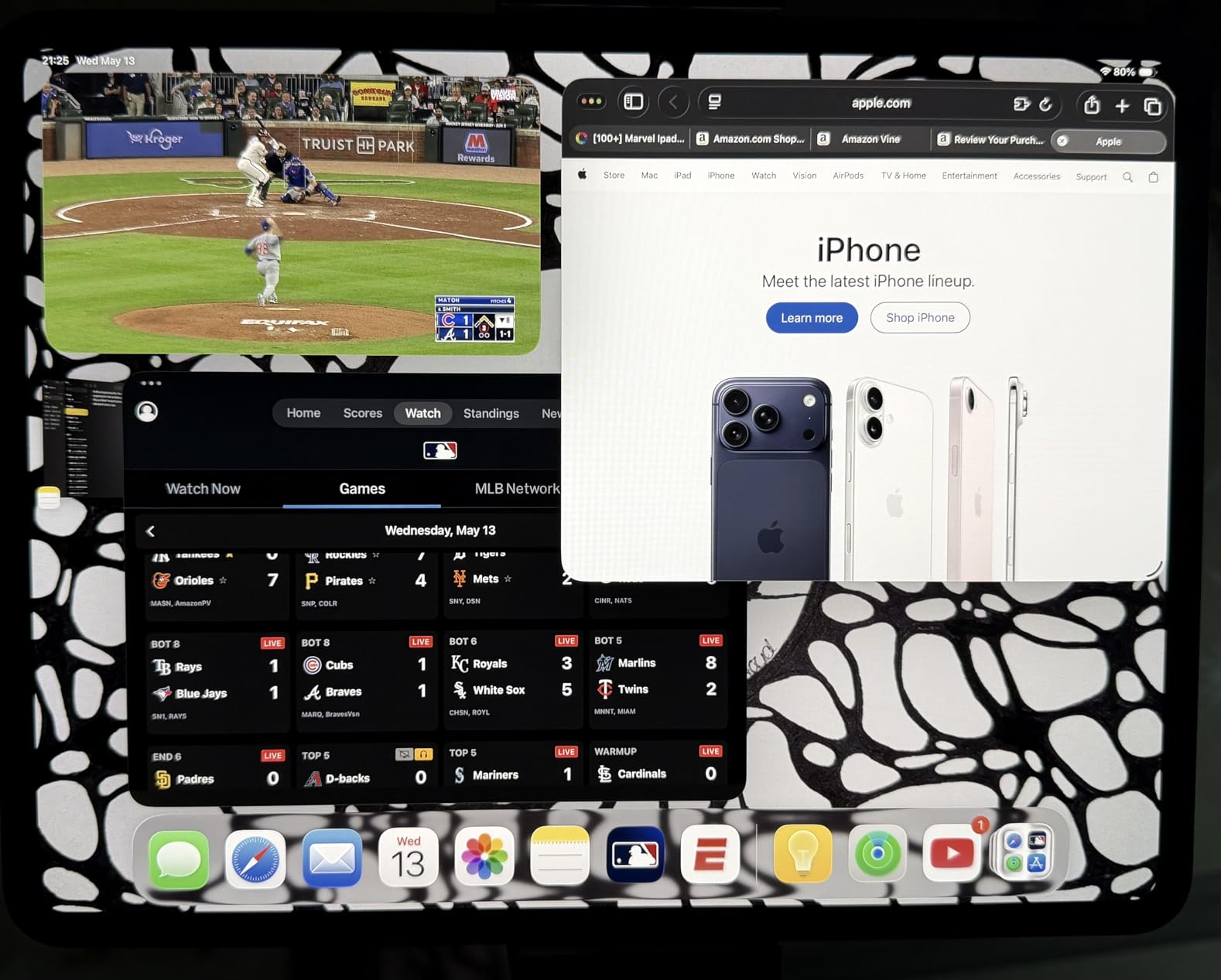 Apple iPad Pro 13-inch (M5): Ultra Retina XDR Display, 256GB, Landscape 12MP Front Camera/12MP Back Camera, LiDAR Scanner, Wi-Fi 7 with Apple N1, Face ID, All-Day Battery Life — Space Black customer photo 1