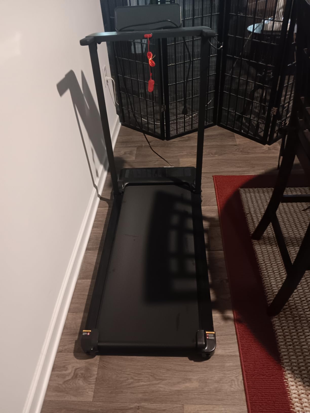 Walking Pad Treadmill with Handle Bar and Incline, 3.5HP Portable Mini Treadmills with Handles for Exercising, 0.6-10MPH Compact Walking Treadmills for Home Small, 400LB Capacity customer photo 2