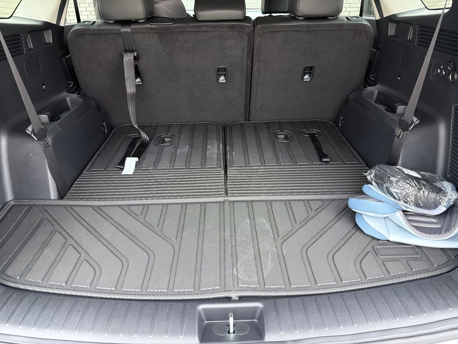 Blazer Floor Mats - Car Mats for Chevy Blazer 2019-2026(Gas Only), All Weather Floor Mats and Cargo Liner for Blazer Base/L/LS/LT/Premier/RS, Heavy Duty Rubber Mats, Car Accessories customer photo 1