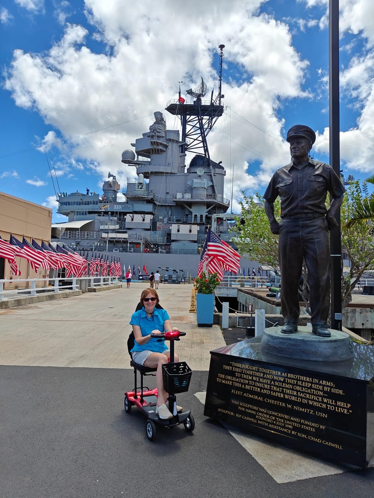 Aotedor Lightweight Mobility Scooter for Seniors, 36 lbs, 22-Mile Range customer photo 1