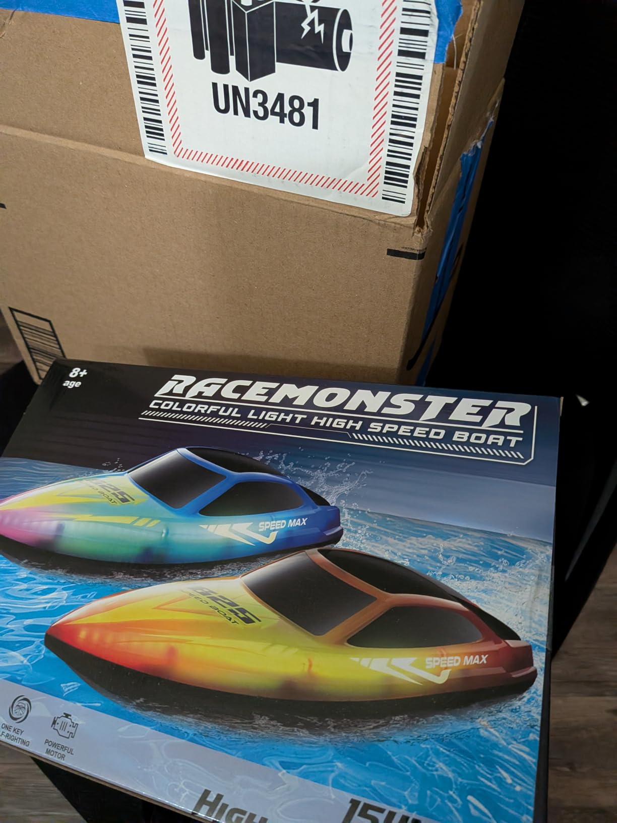 Remote Control Boat for Kids, RC Boats for Pool, Lake, River and Pond | LED Lights, Self-Righting, Waterproof, Fast Speed, Racing Electric Boats, 2 Speed Modes, 60-120mins Rechargeable Batteries customer photo 2
