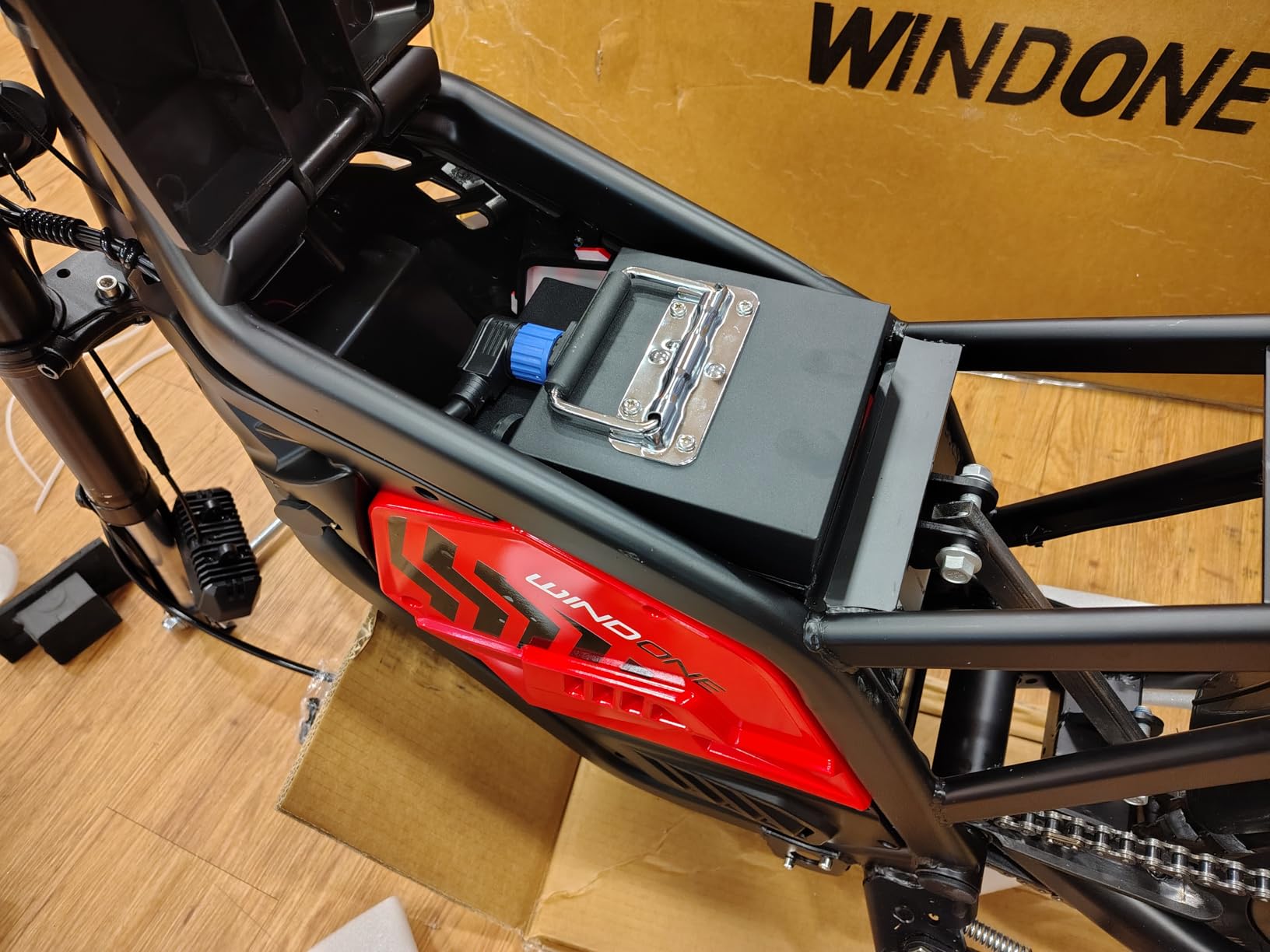Windone RS5 Electric Dirt Bike for Teens & Adults (13+), Up to 37 MPH customer photo 2