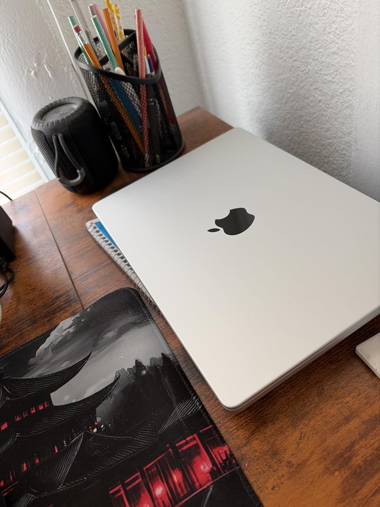 Apple 2026 MacBook Pro Laptop with Apple M5 Pro chip with 15-core CPU and 16-core GPU: Built for AI, 14.2-inch Liquid Retina XDR Display, 24GB Unified Memory, 1TB SSD, Wi-Fi 7; Silver customer photo 2