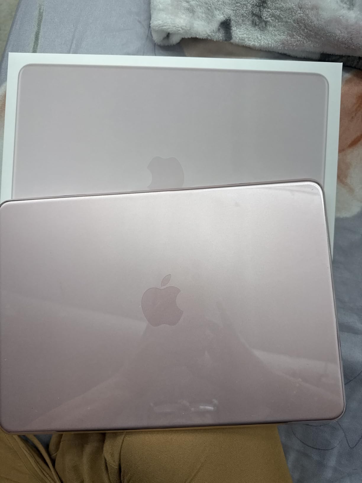Apple 2026 MacBook Neo 13-inch Laptop with A18 Pro chip: Built for AI and Apple Intelligence, Liquid Retina Display, 8GB Unified Memory, 256GB SSD Storage, 1080p FaceTime HD Camera; Blush customer photo 1