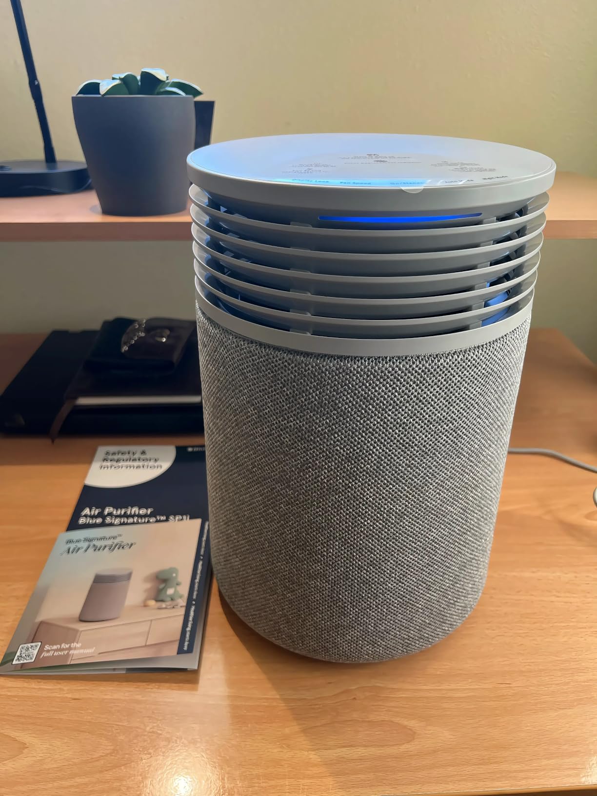 BLUEAIR Air Purifiers for Home Bedroom Dorm up to 1,190 Ft², Signature SP1i customer photo 1