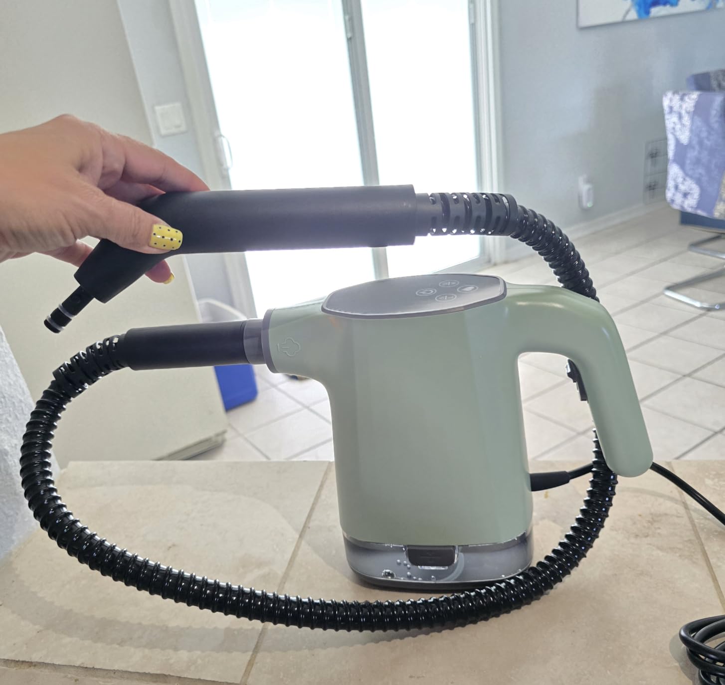 Handheld Steam Cleaner, Portable Steamer for Cleaning with 18PCS Accessories, 12s Fast Heating, Pressurized Steam Cleaner for Home, Kitchen, Bathroom, Car Detailing, Window, and Clothes, Green customer photo 2