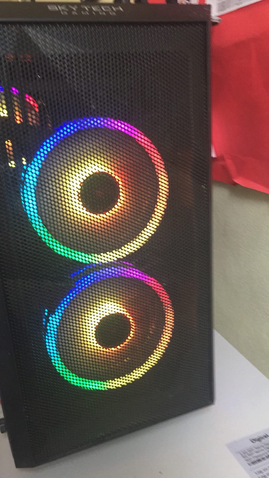 Skytech Gaming PC Desktop, Ryzen 7 5700, RTX 5060, 16GB RAM, 1TB SSD customer photo 2