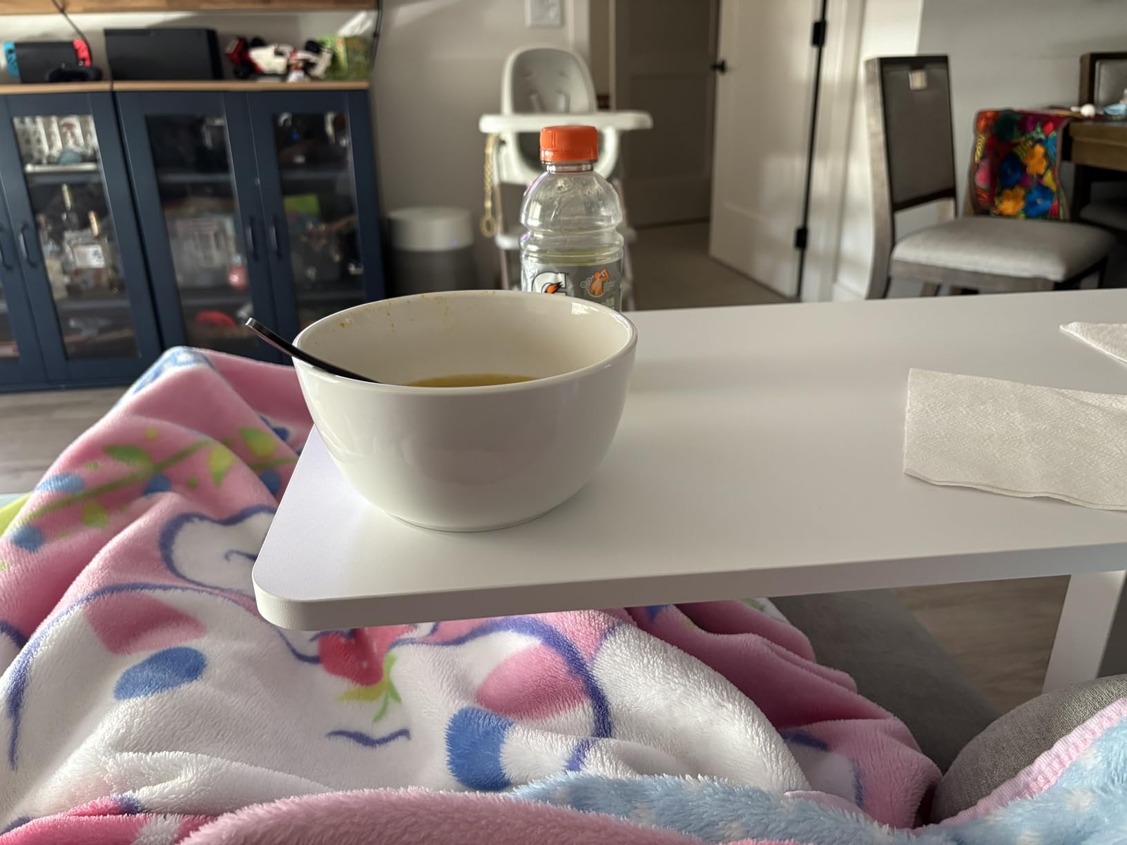 Sweetcrispy Overbed Table, Adjustable Rolling Desk, Mobile Standing Desk customer photo 1