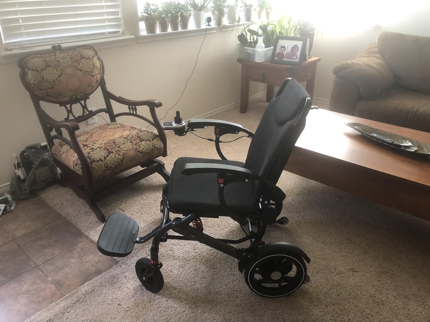 Electric Wheelchairs for Adults Foldable 36LBS Lightweight Frame, Airline Approval, 15 Miles Travel Range& 500W Brushless Motors Power Motorized for Seniors&Max Supports 350 LBS&LED Light-Black Color customer photo 1